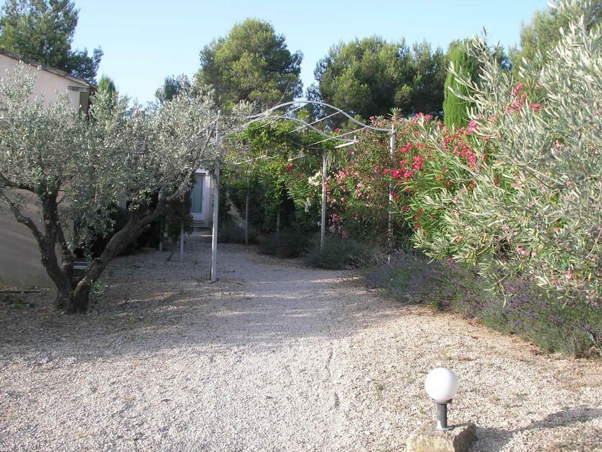 Villa Le Mazet De Lélé Saint-Rémy-de-Provence Exterior foto